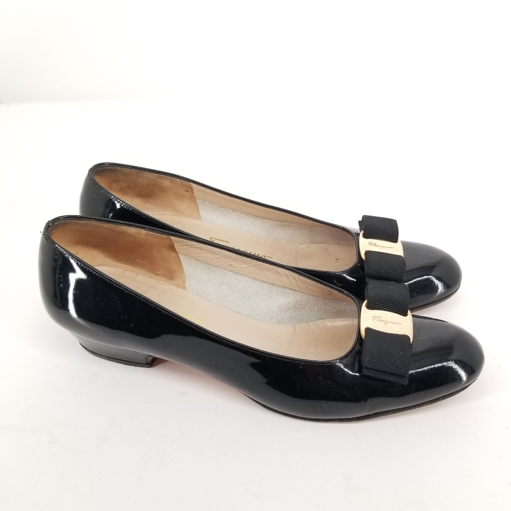 C13 Authentic Black Patent Leather 7.5 AA Varina Salvatore Ferragamo Flats
